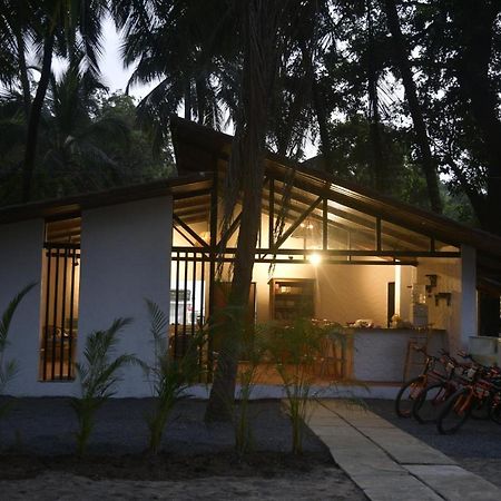 Moonstone Hammock Alibaug Hotel Алибаг Екстериор снимка